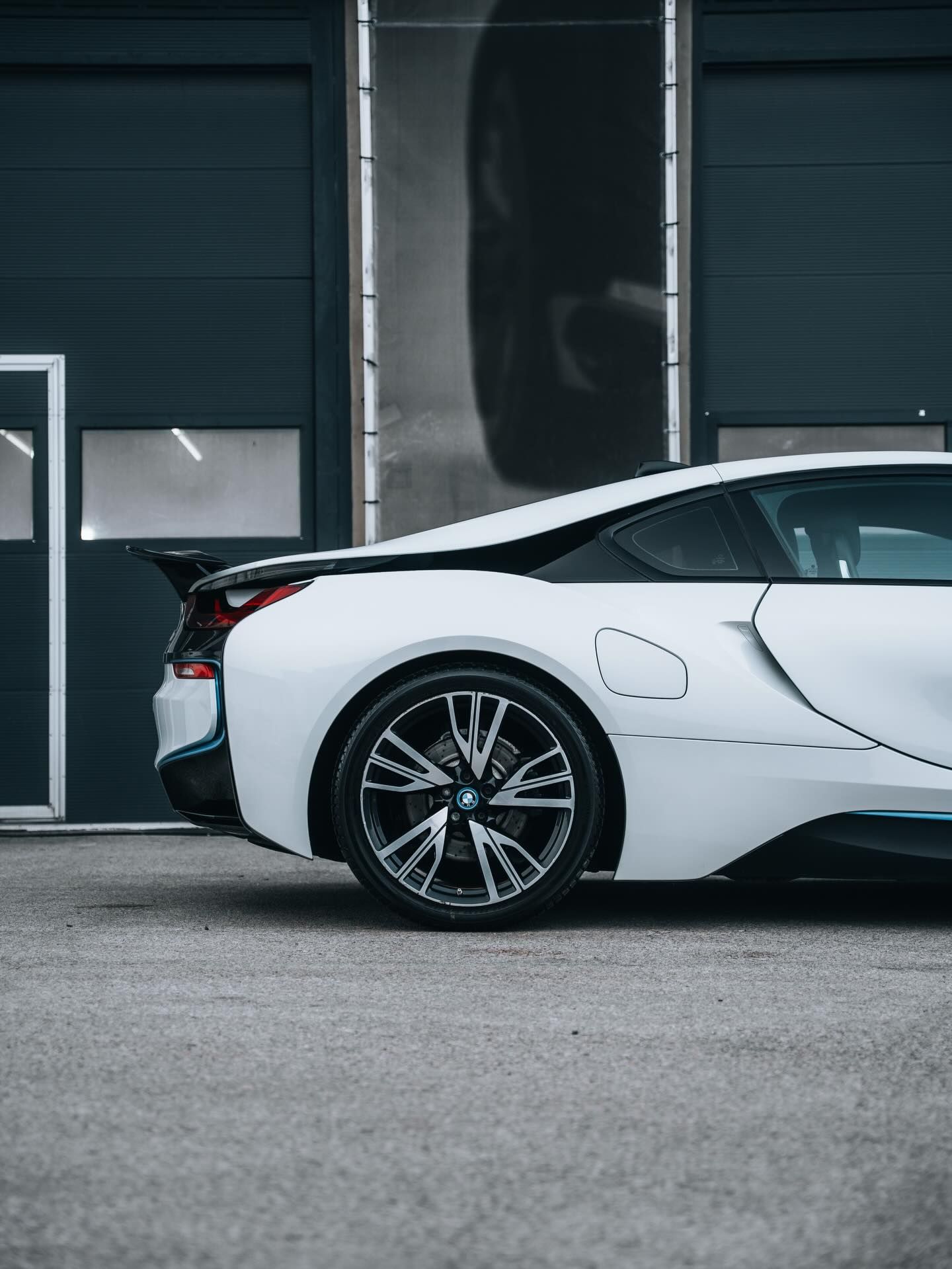 BMW i8 — Korekta lakieru w Kielcach, zdjęcie 7