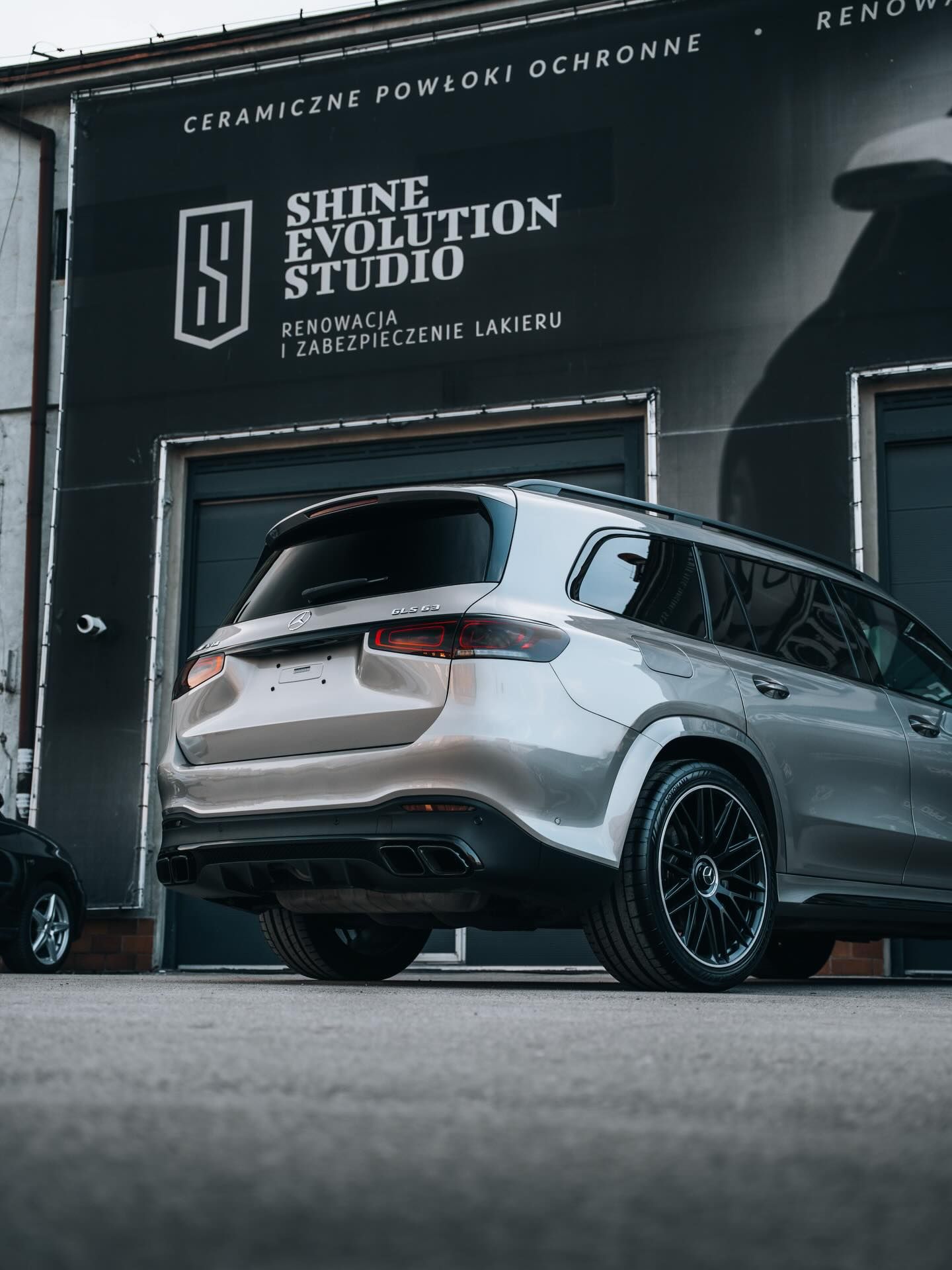 Lampy Mercedesa GLS 63 AMG po stylizacji